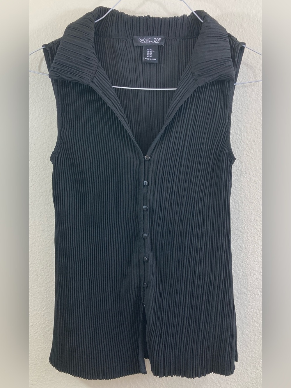 Rachel Zoe Black Plissé Sleeveless Button-Up Top Size XS Accordion Pleat